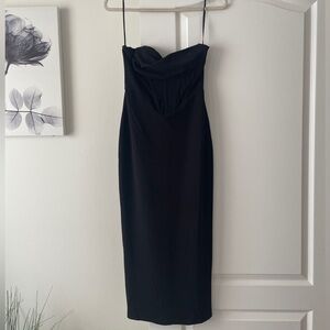 Selfie Leslie Black Strapless Dress